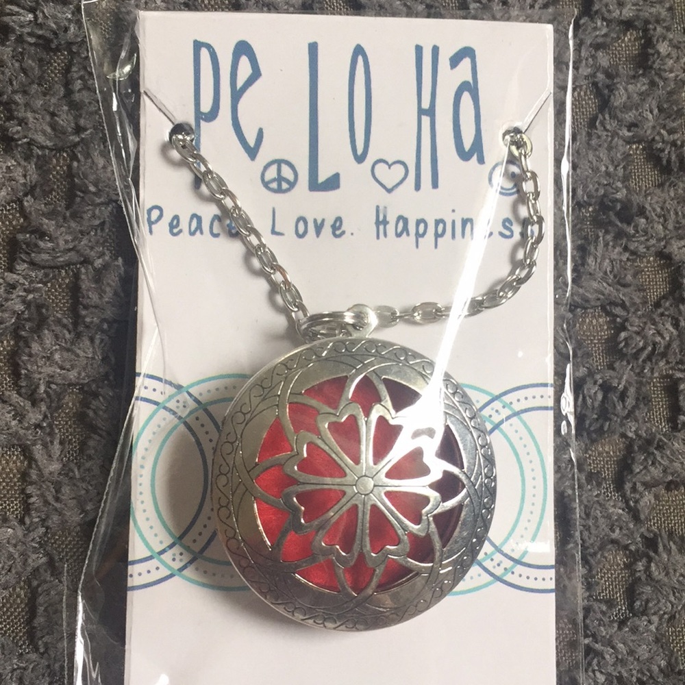 Essential oils diffuser necklace